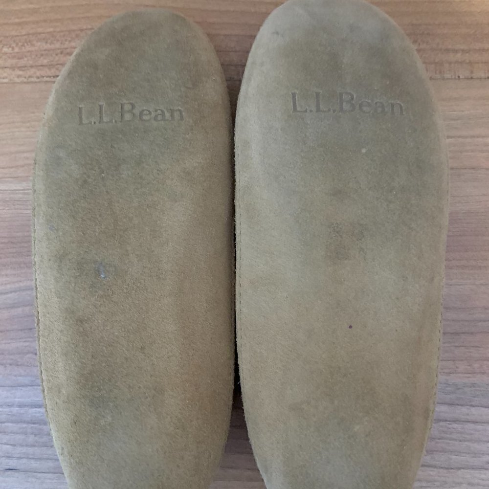 LL Bean Kids Classic Moccasins Size 4 Brown Suede Slippers - Picture 4 of 7